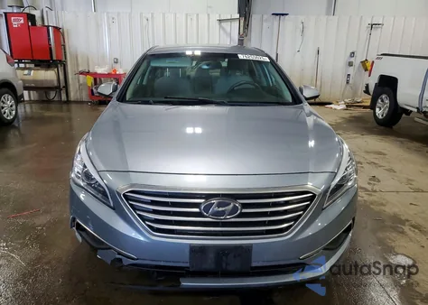 2016 Hyundai Sonata Se z USA, uszkodzony, nr VIN 5NPE24AF2GH367053